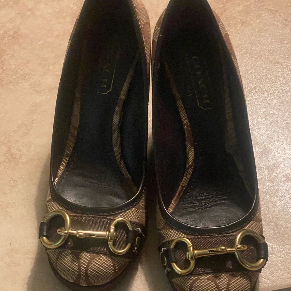 Coach wedge size 6 shoes